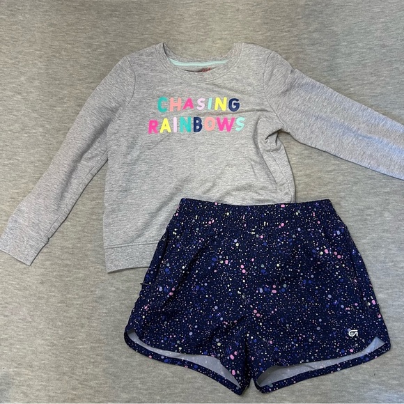 Girls lined shorts and Chasing Rainbows Cat & Jack Sweatshirt - Picture 5 of 5